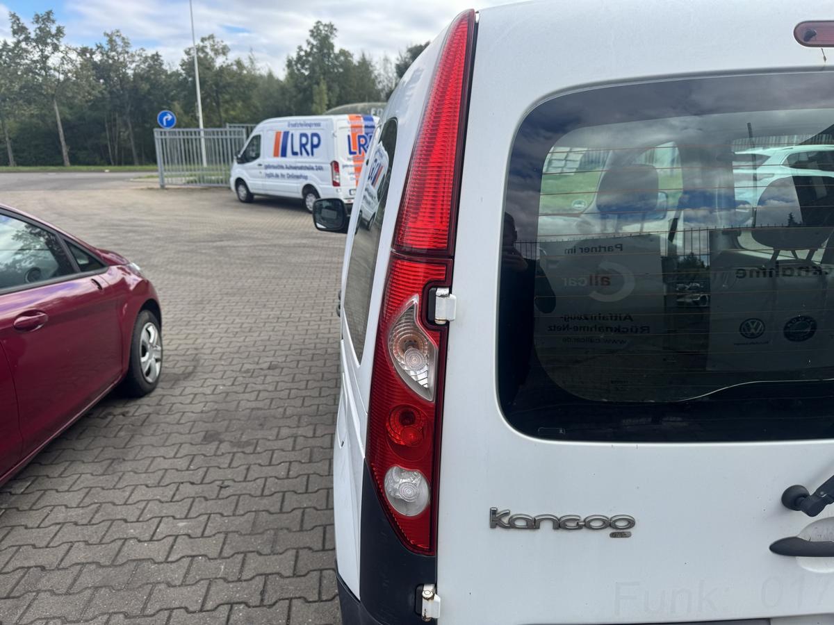 Renault Kangoo 2 original R&uuml;cklicht R&uuml;ckleuchte Schlussleuchte links Bj.2008
